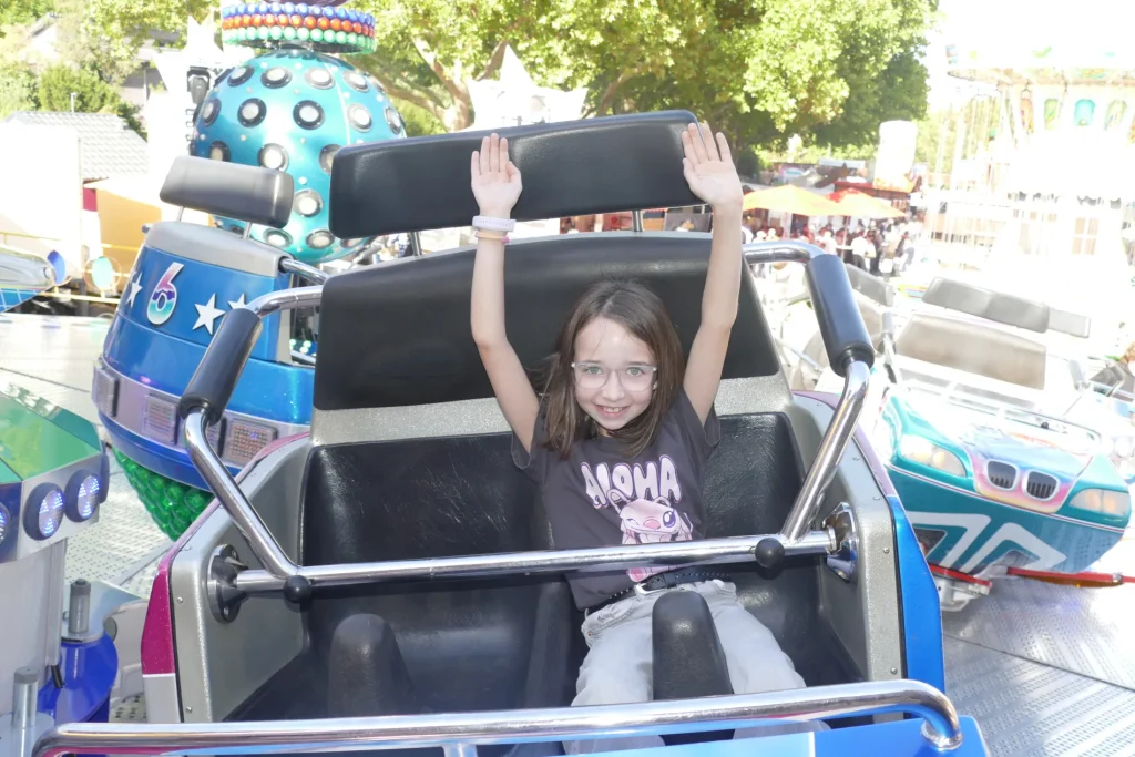 Emma im "Brakdance" auf der Wertheimer Messe.